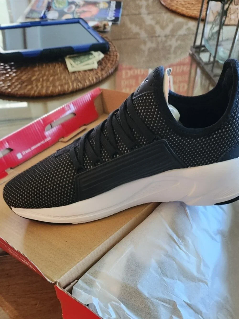 PUMA Men's Softride Premier Slip WTR Knit Black & White 7M